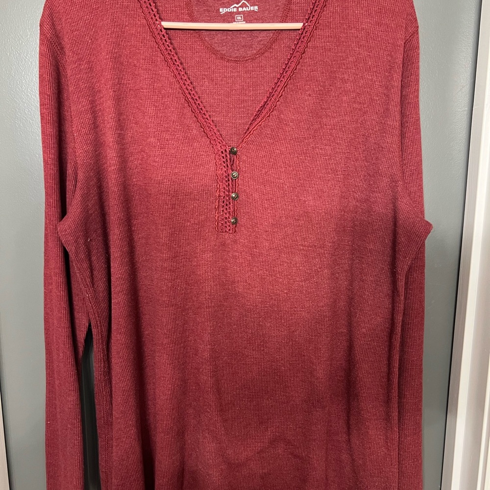 Eddie Bauer Burgundy Long Sleeve women’s Henley Shirt size XXL